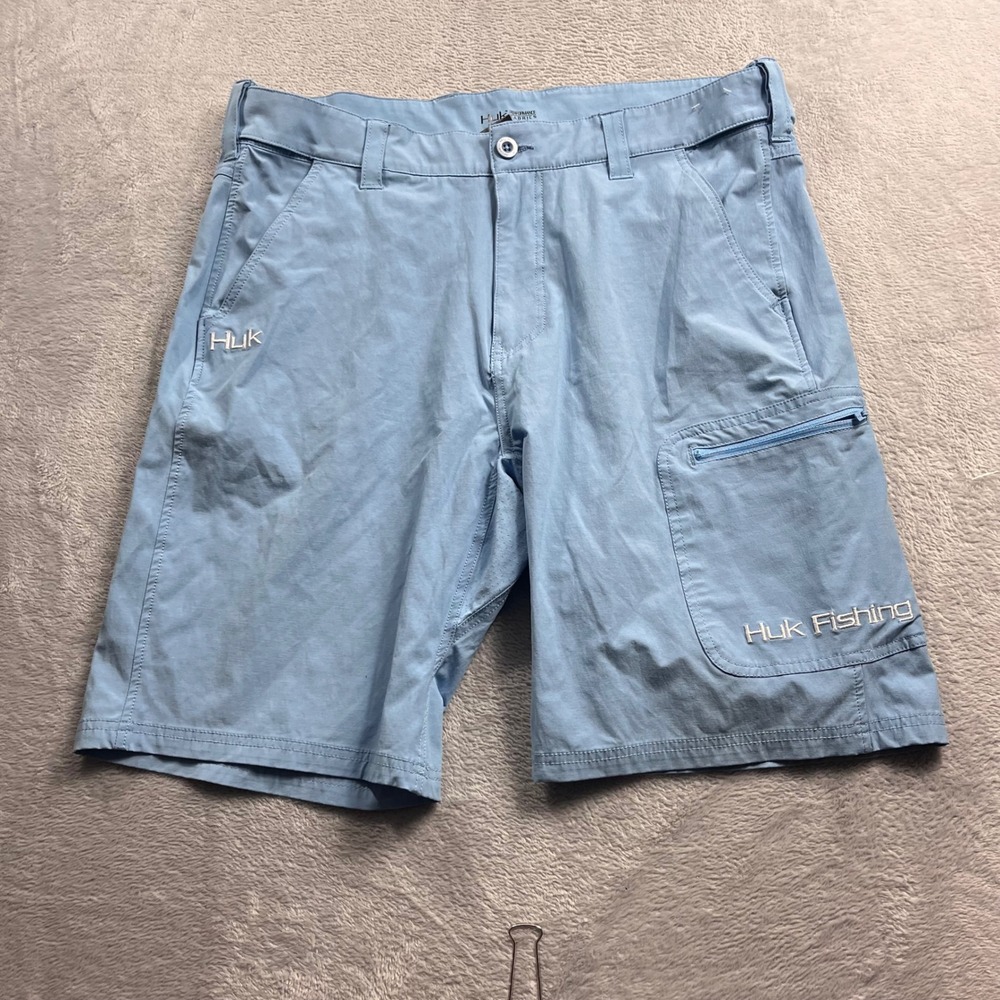 Huk Fishing Mens Performance Shorts Light Blue Size XL Cargo Pocket Quick Dry
